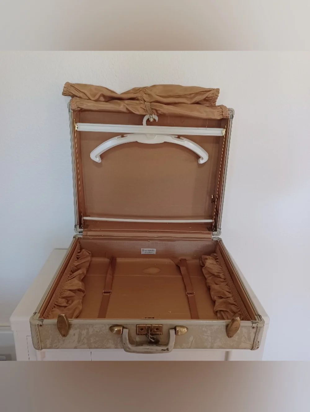 Samsonite Vintage 1950s Cream Marble Streamlite Suitcase Travel Case - 21